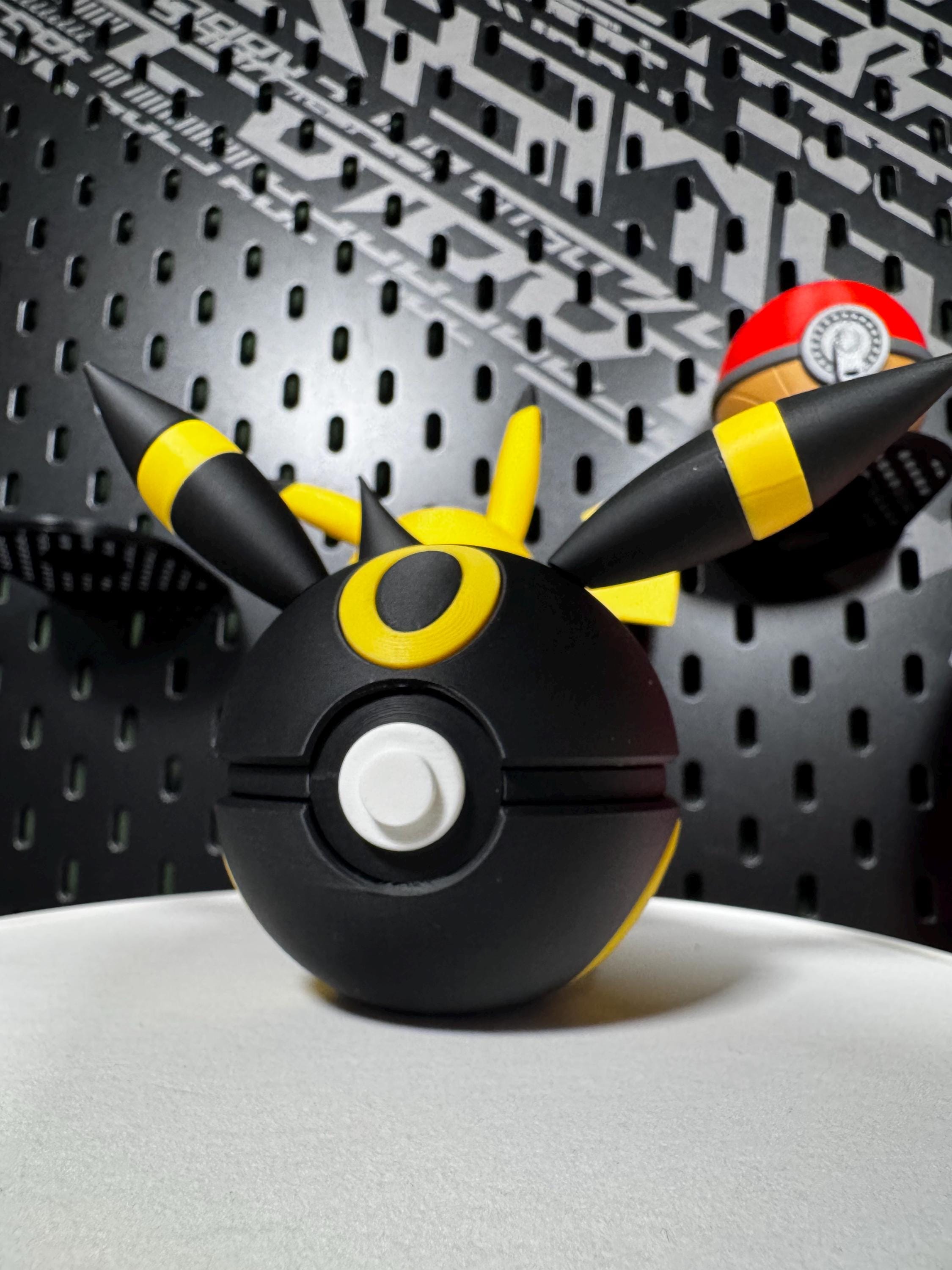 Eevee, Espeon & Umbreon Pokeballs Set