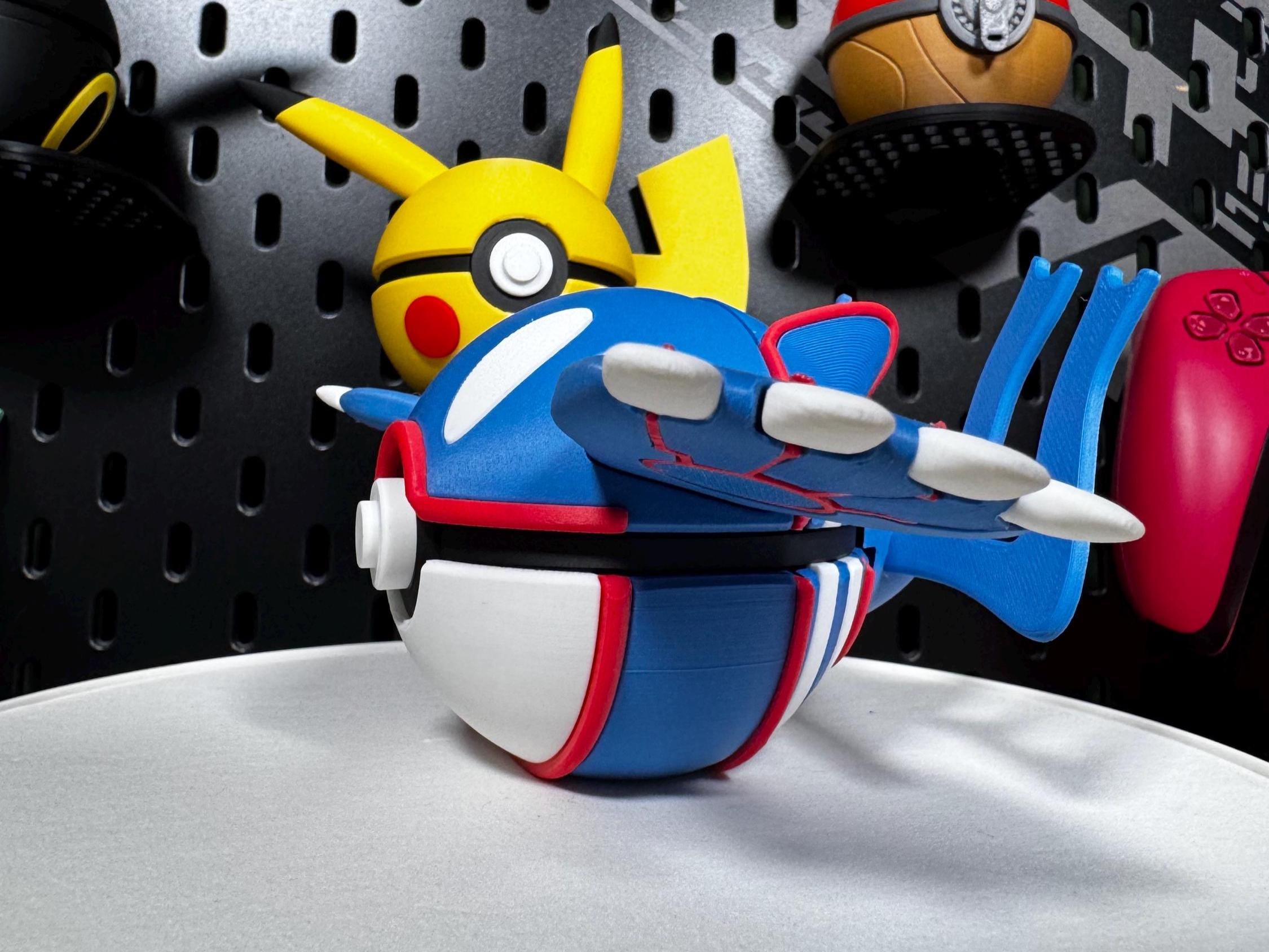 Kyogre Pokéball | 3D Printed Pokémon Collectibles