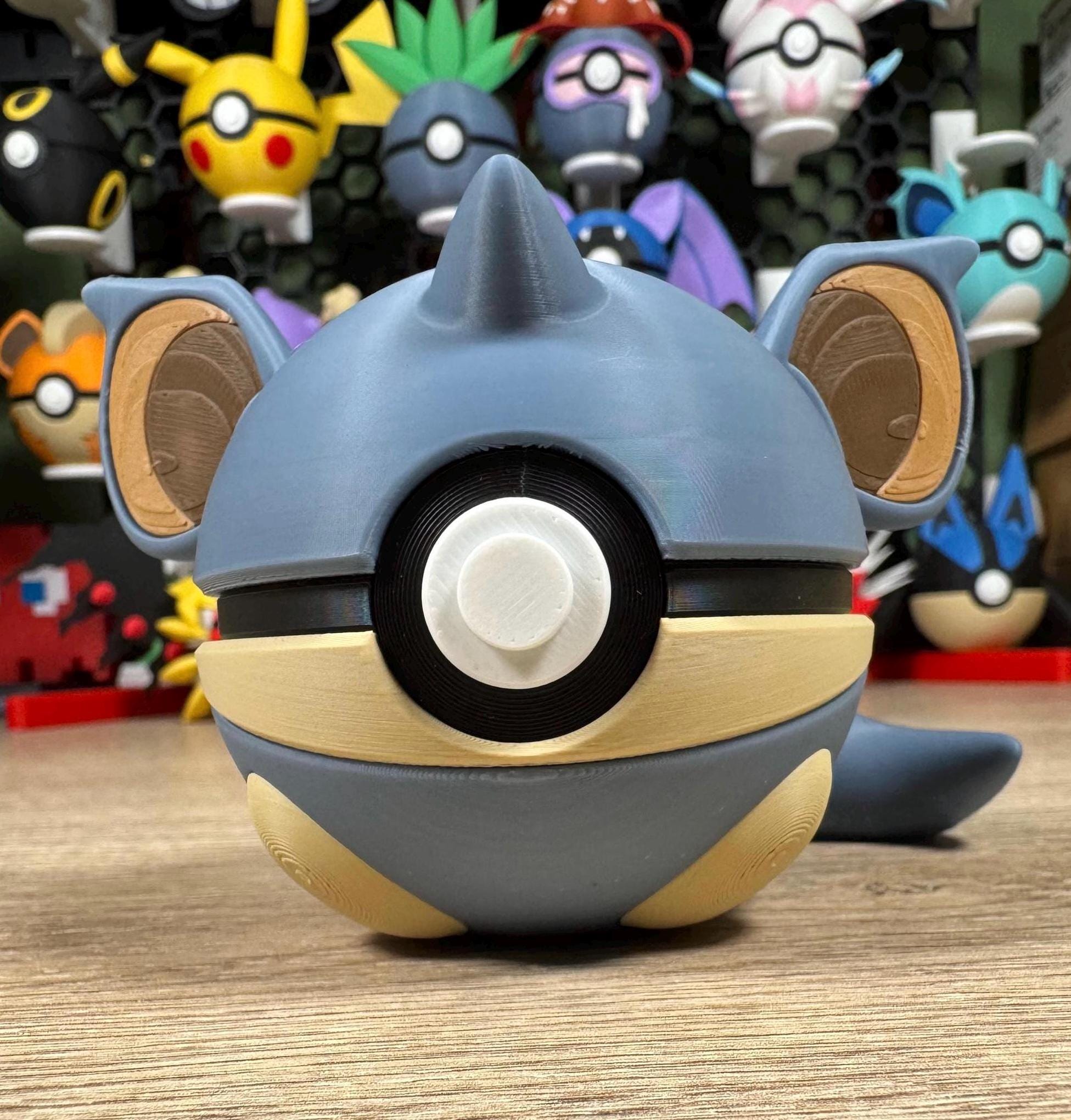 Nidoran, Nidorina and Nidoqueen Pokemon display Poké Balls  3D Pokeball Pokémon Collectibles
