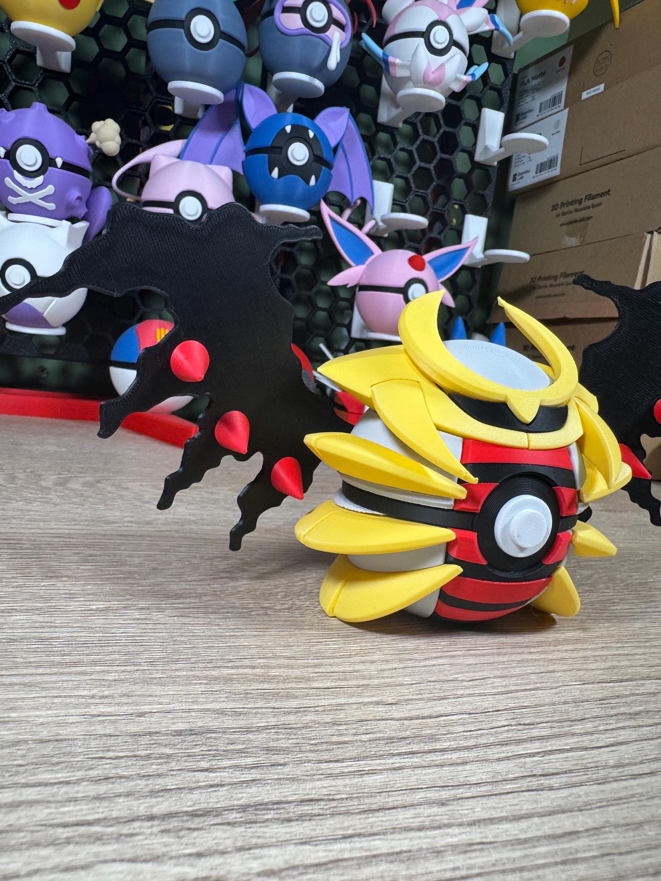 Giratina Poké Ball | 3D Printed Pokémon Collectible